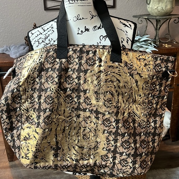 Soft Surroundings tote NWT - Picture 3 of 6